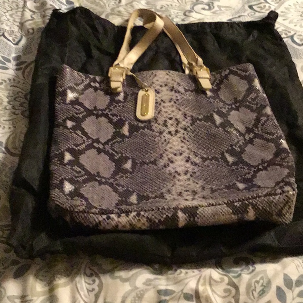 Gently used Cynthia Rowley handbag